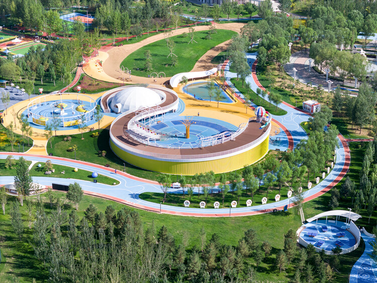 0-2！3-2！费内巴切女排夺冠瓦尔加斯MVP博斯科维奇24分难救主